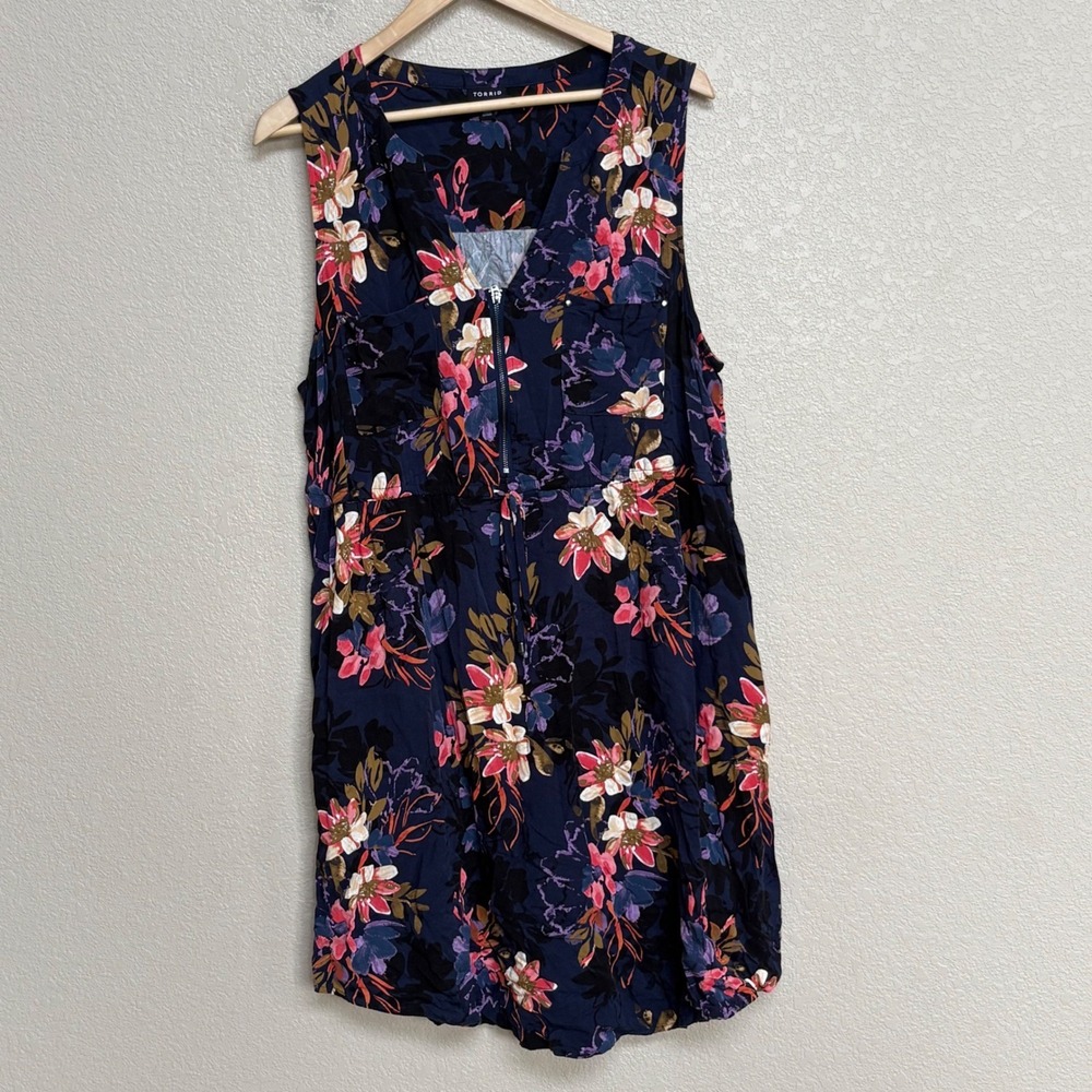 Torrid Navy Floral Sleeveless Zip Front Dress Women's Size 1 (12-14) - Picture 2 of 8